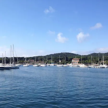 Апартаменти A Giens Vue Porquerolles Єр