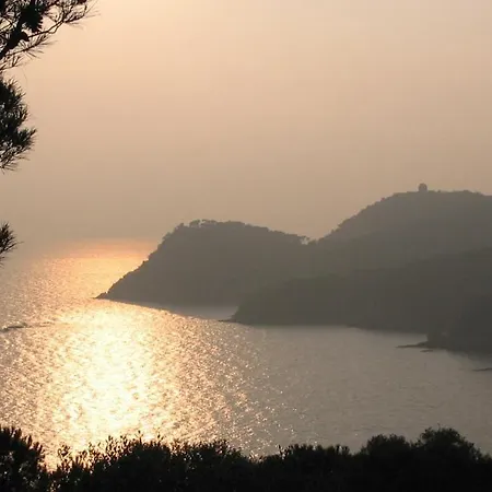 à Giens Vue Porquerolles * Hyères