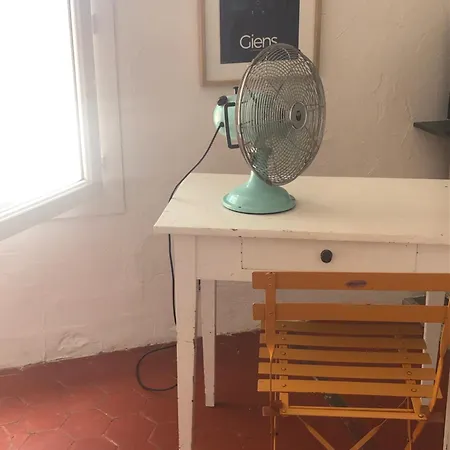 à Giens Vue Porquerolles Apartamento *