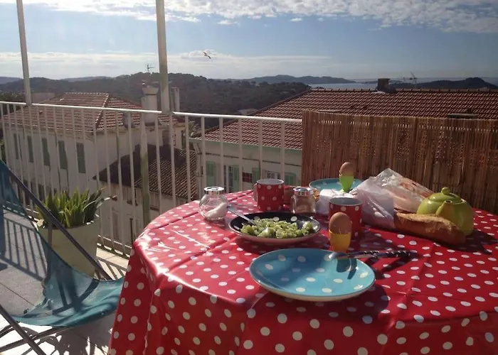 A Giens Vue Porquerolles * Hyères