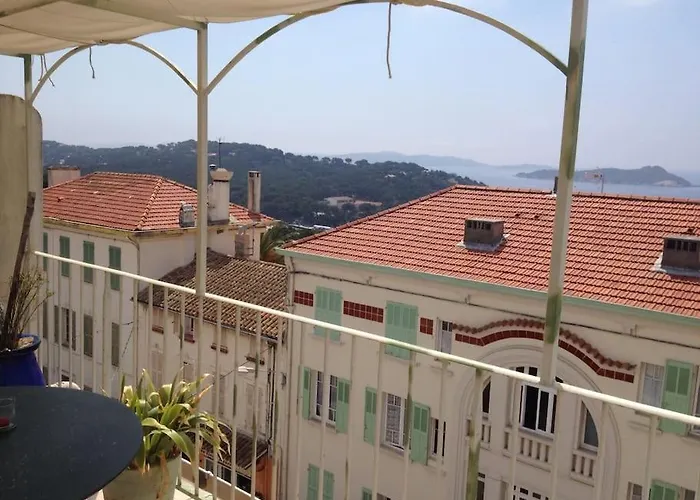 A Giens Vue Porquerolles